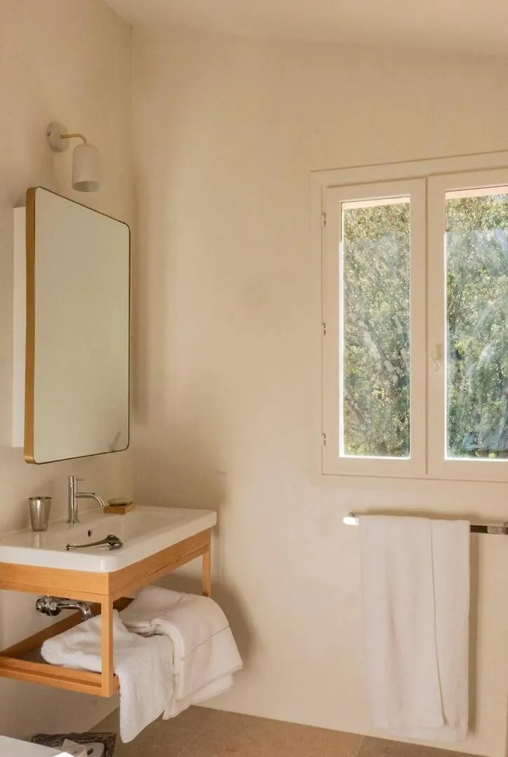 Idyllic Riverside Provencal Farmhouse Le Thoronet